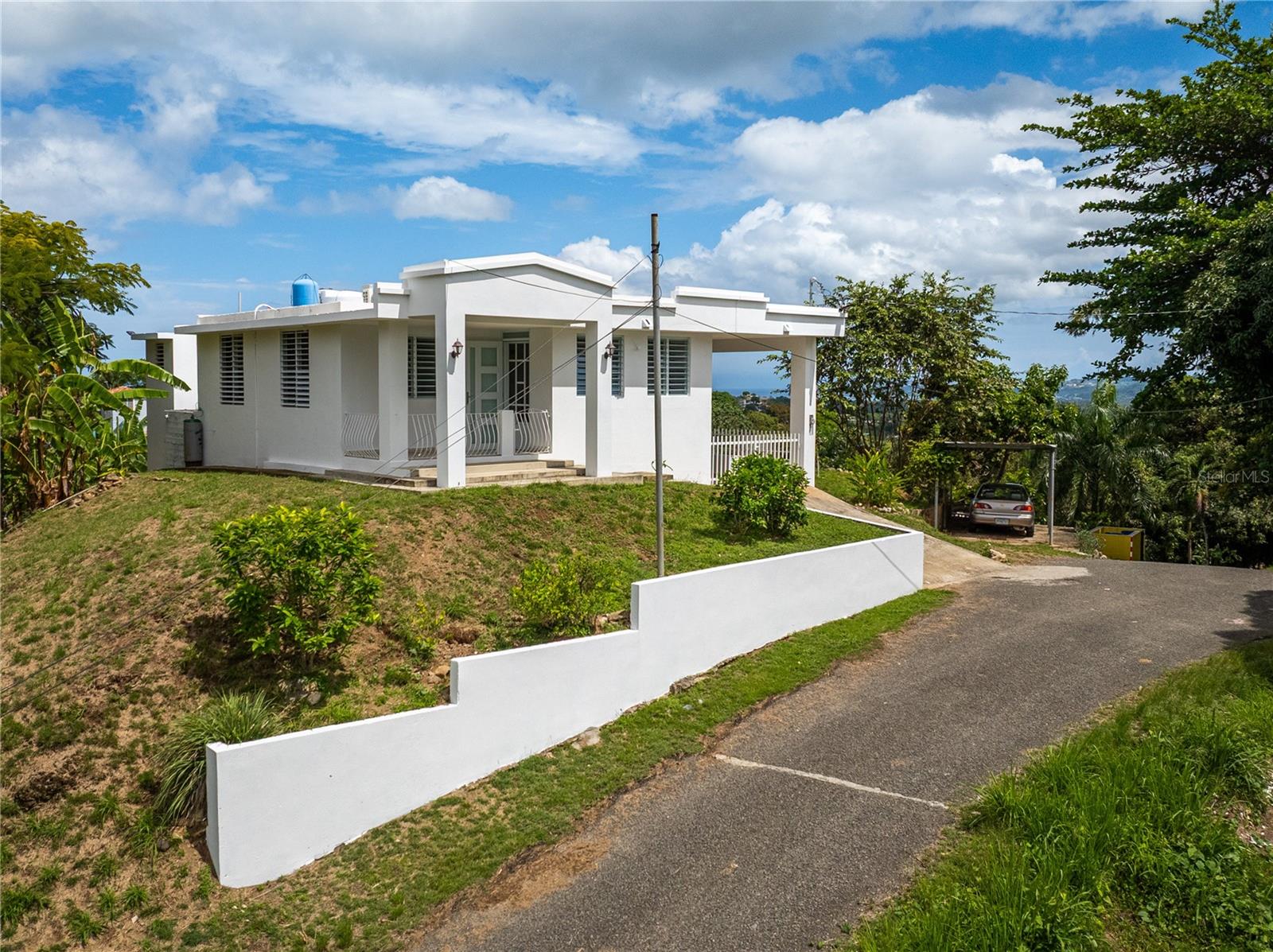 Carr 416 M 5.2, BO. LAGUNA