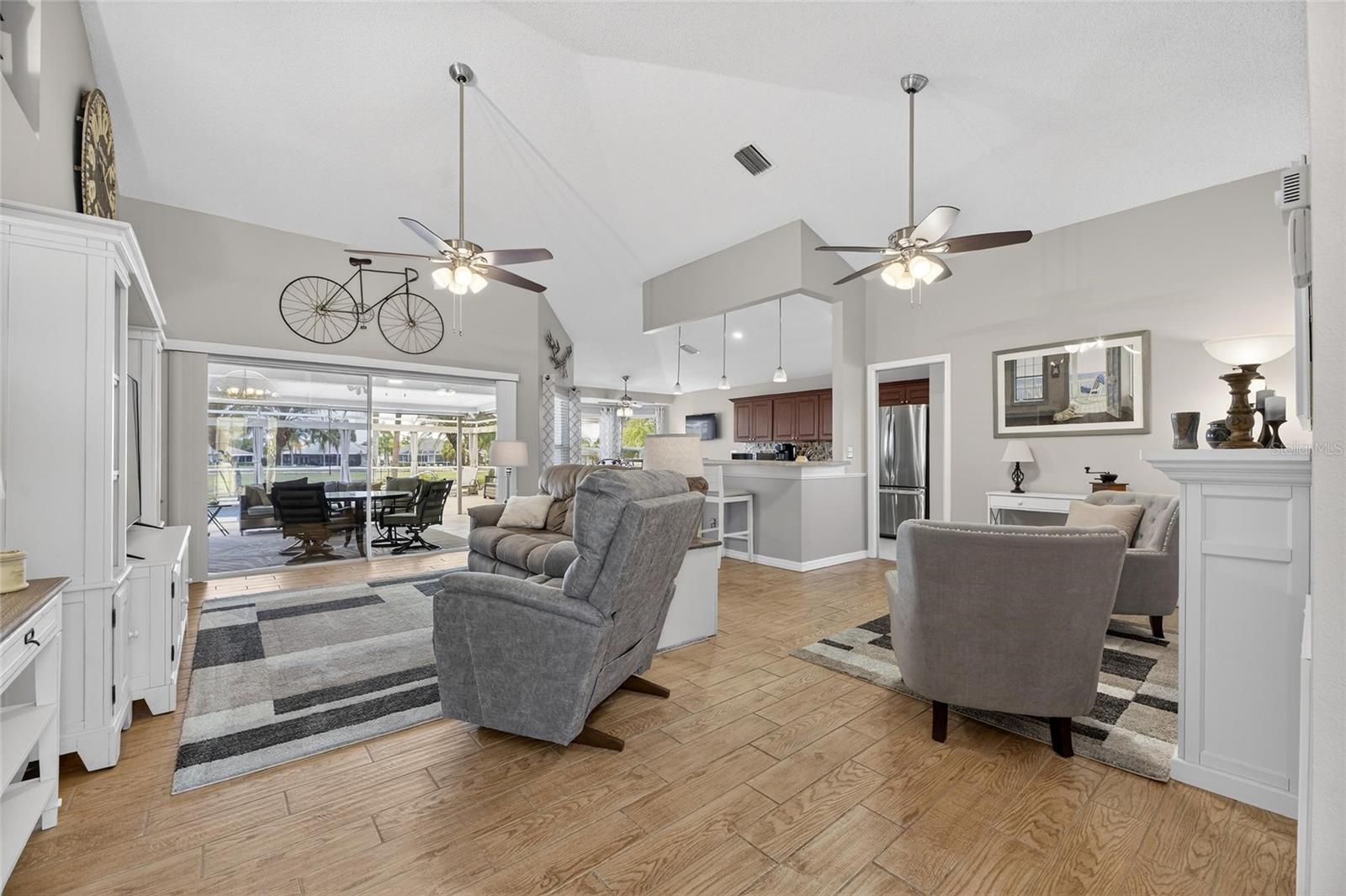 SUN CITY CENTER UNIT 162 PH - Residential