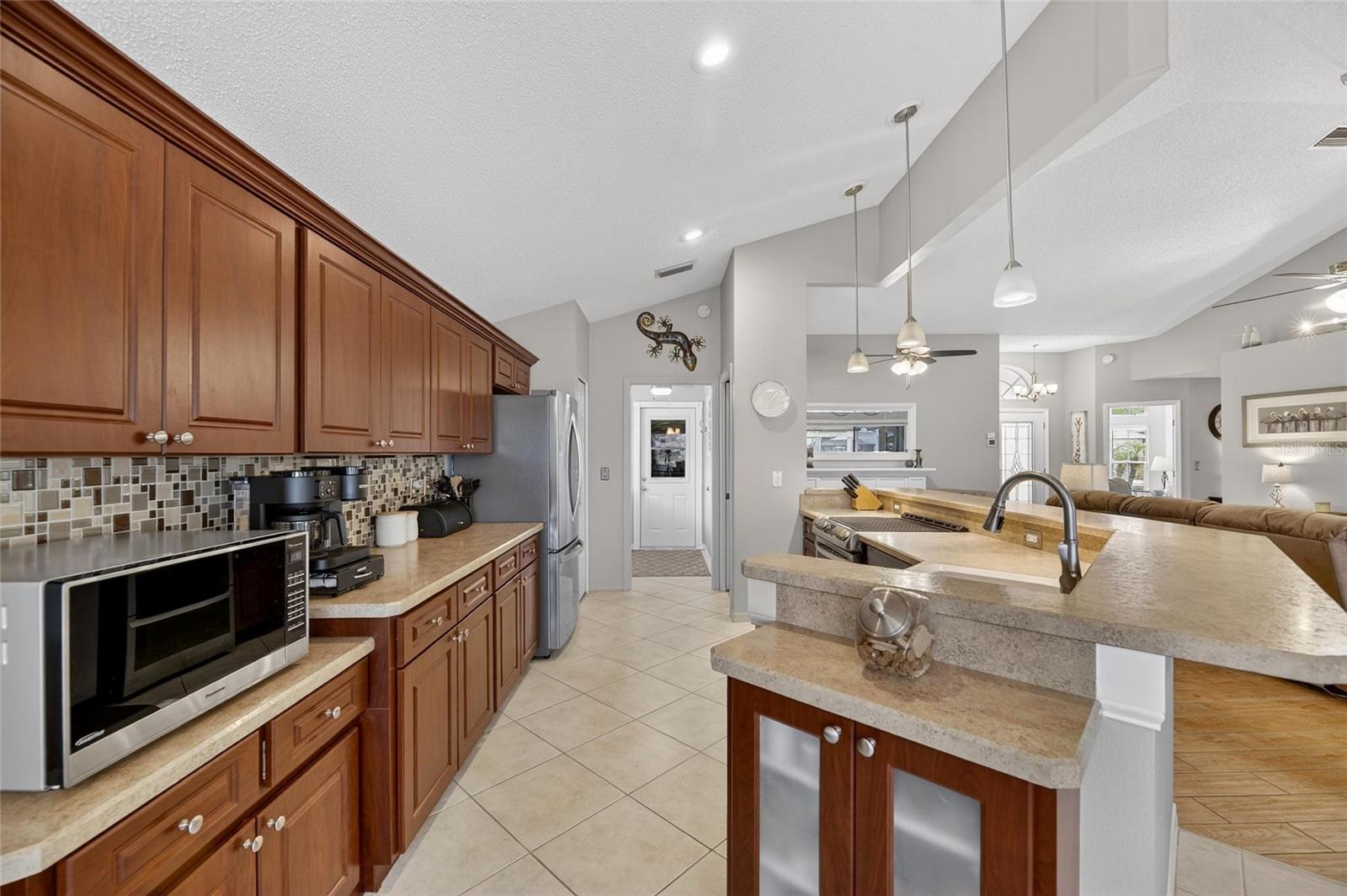 SUN CITY CENTER UNIT 162 PH - Residential