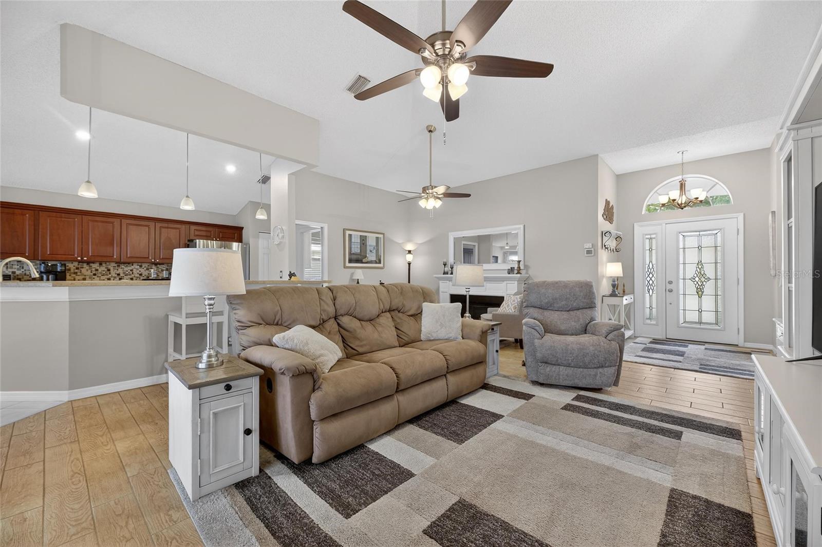 SUN CITY CENTER UNIT 162 PH - Residential