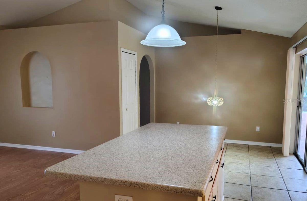 SUNRIDGE WOODS PH 02 - Residential Lease