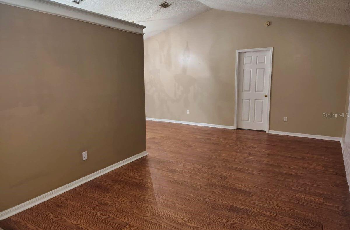 SUNRIDGE WOODS PH 02 - Residential Lease