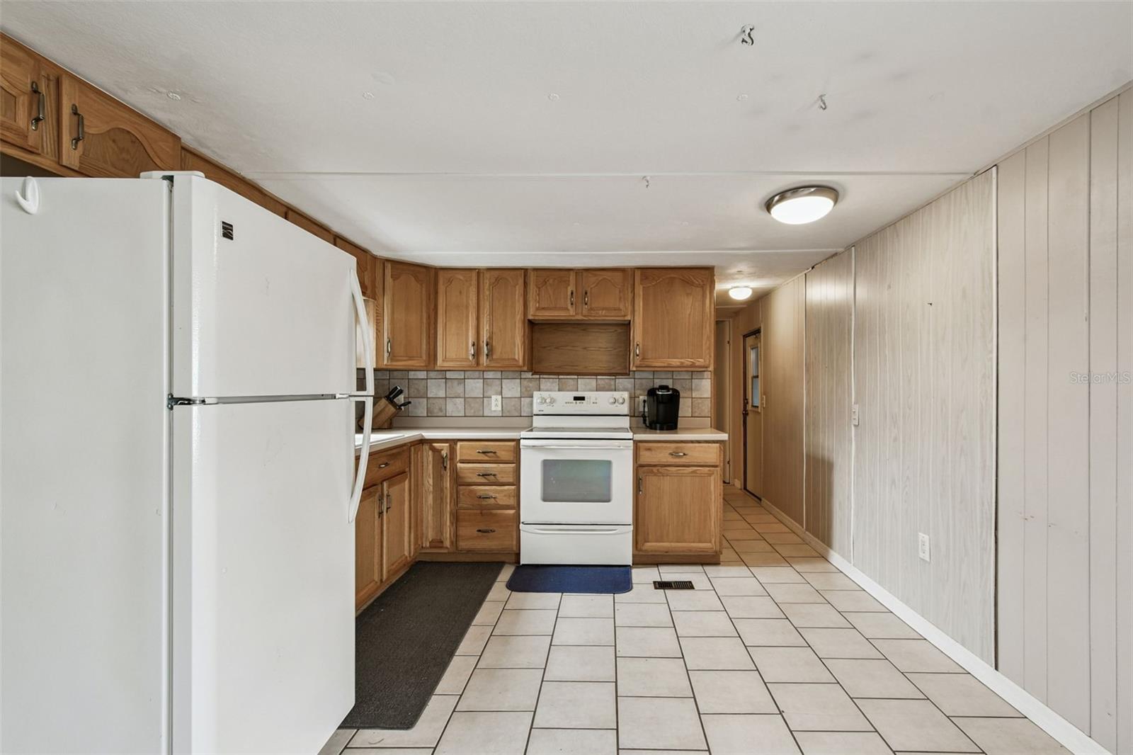 LEISURE LAKE MOBILE HOME PARK CO-OP - Residential