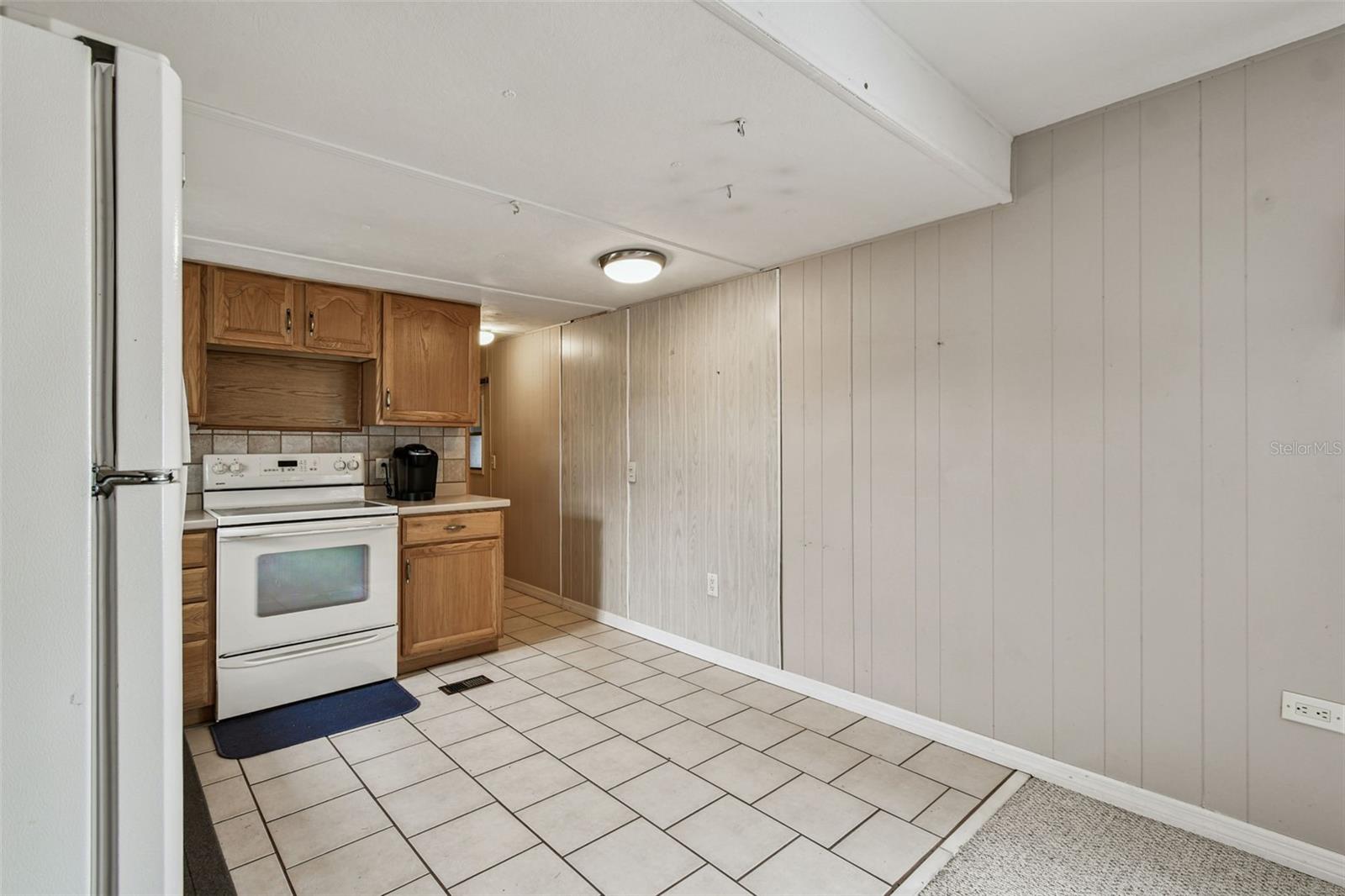 LEISURE LAKE MOBILE HOME PARK CO-OP - Residential