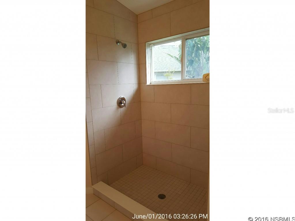 Waters Edge Ph 01 - Residential Lease