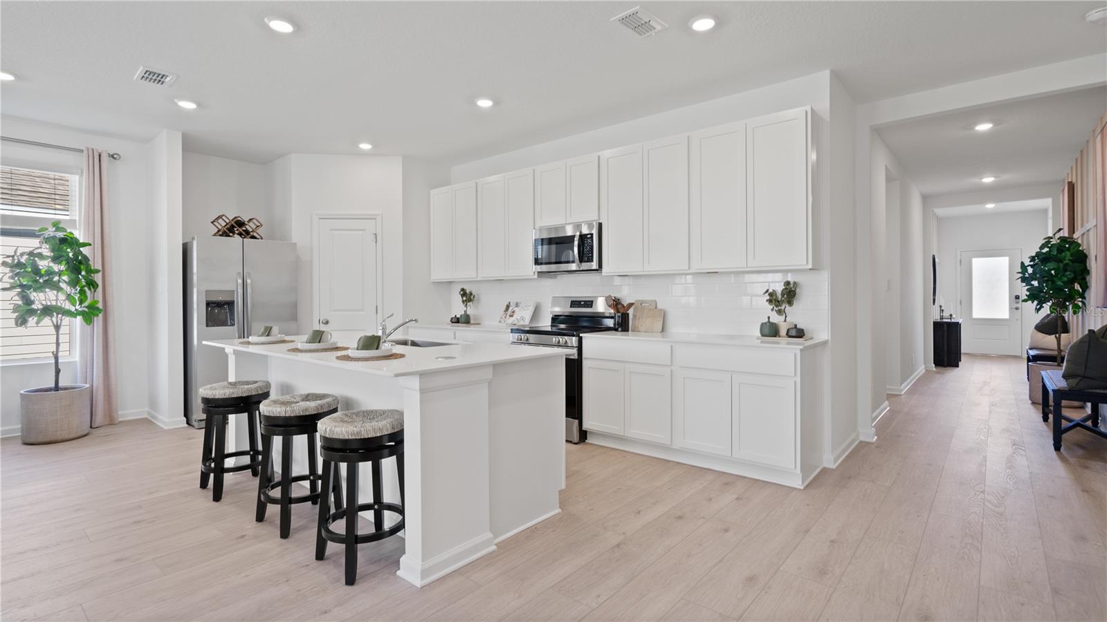 5555 LEWISHAM DRIVE
