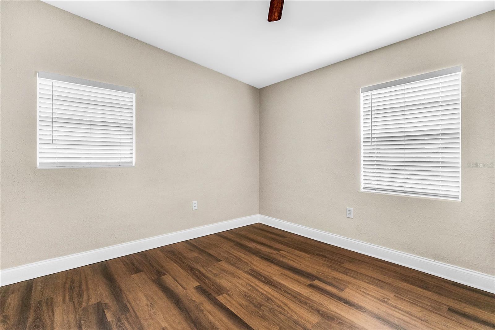 PINE HILLS SUB 11 - Residential Lease