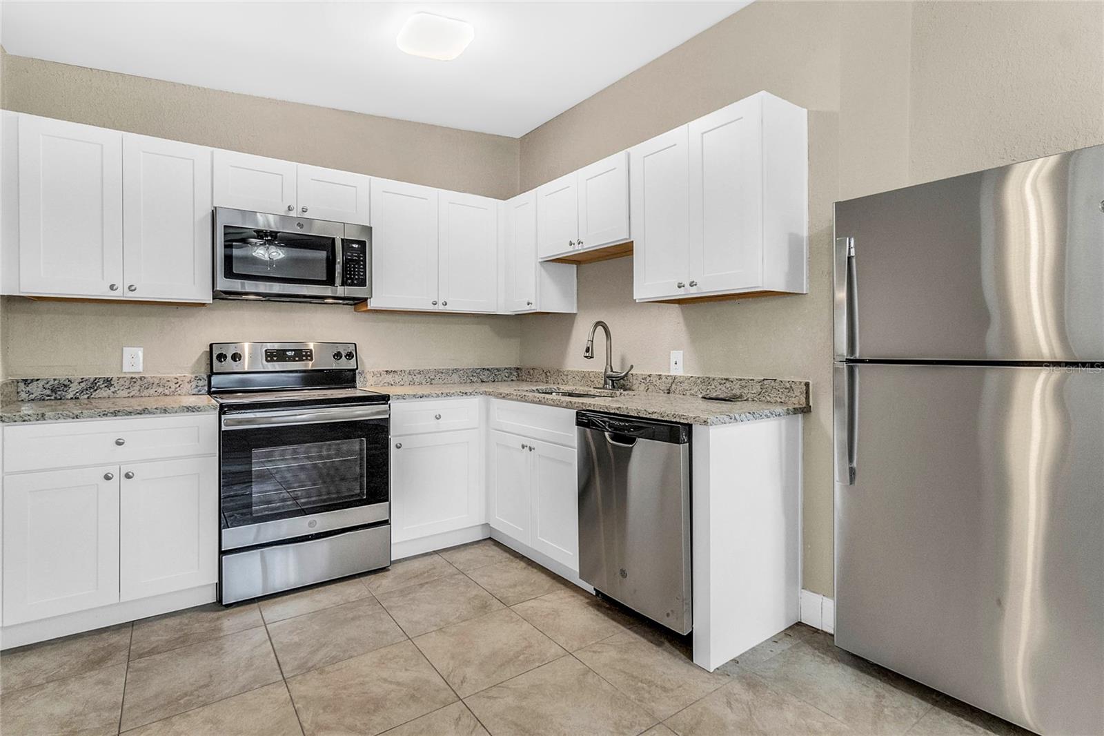 PINE HILLS SUB 11 - Residential Lease