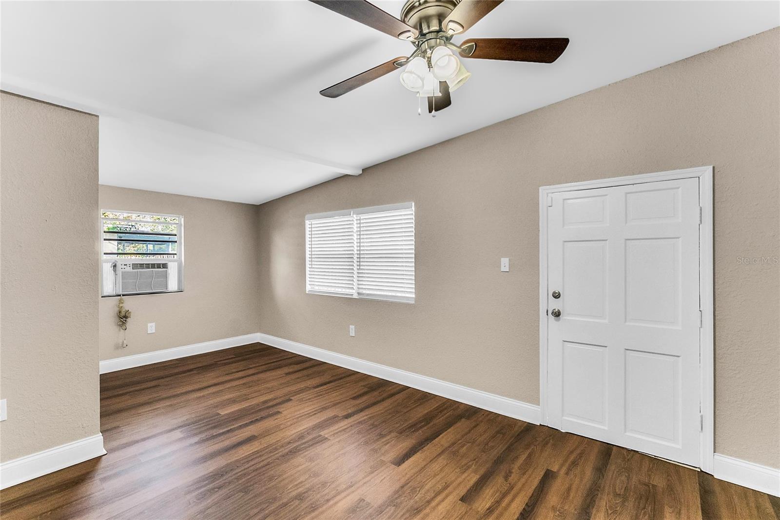 PINE HILLS SUB 11 - Residential Lease