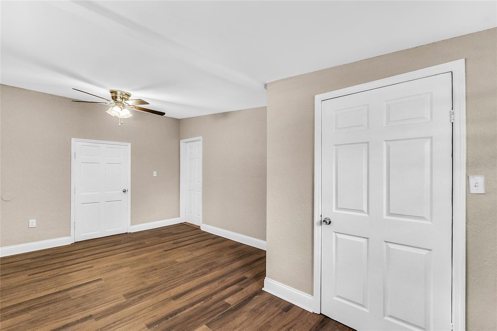 PINE HILLS SUB 11 - Residential Lease