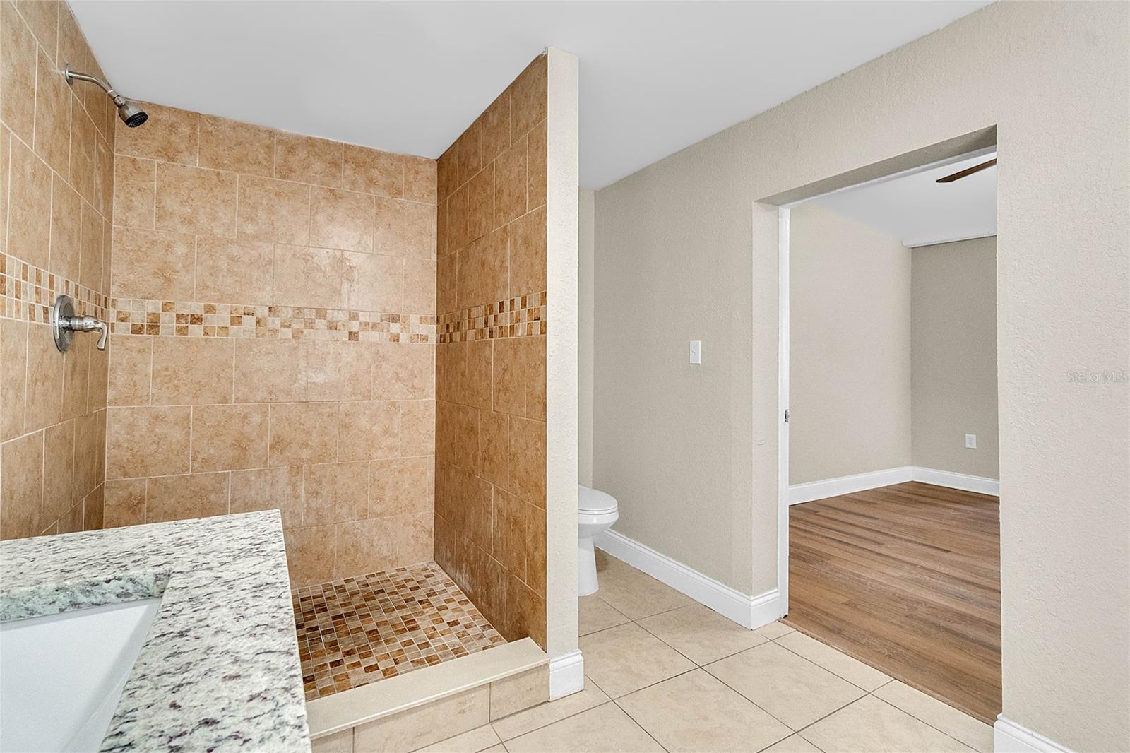 PINE HILLS SUB 11 - Residential Lease