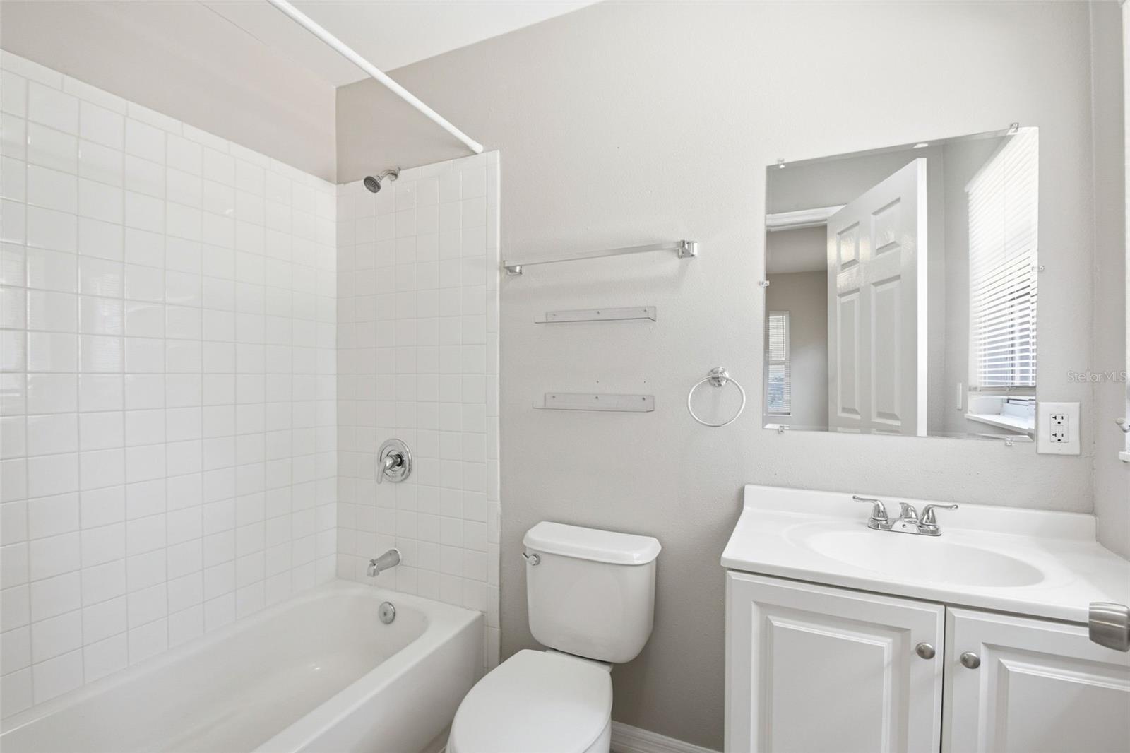 ELLIOTTS E E SUB - Residential