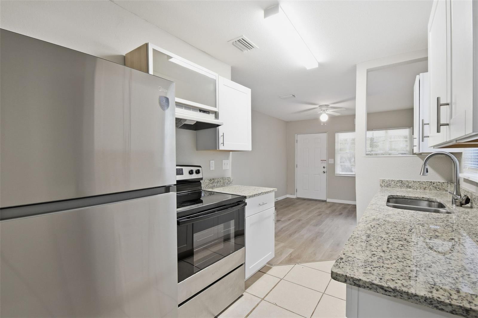 ELLIOTTS E E SUB - Residential