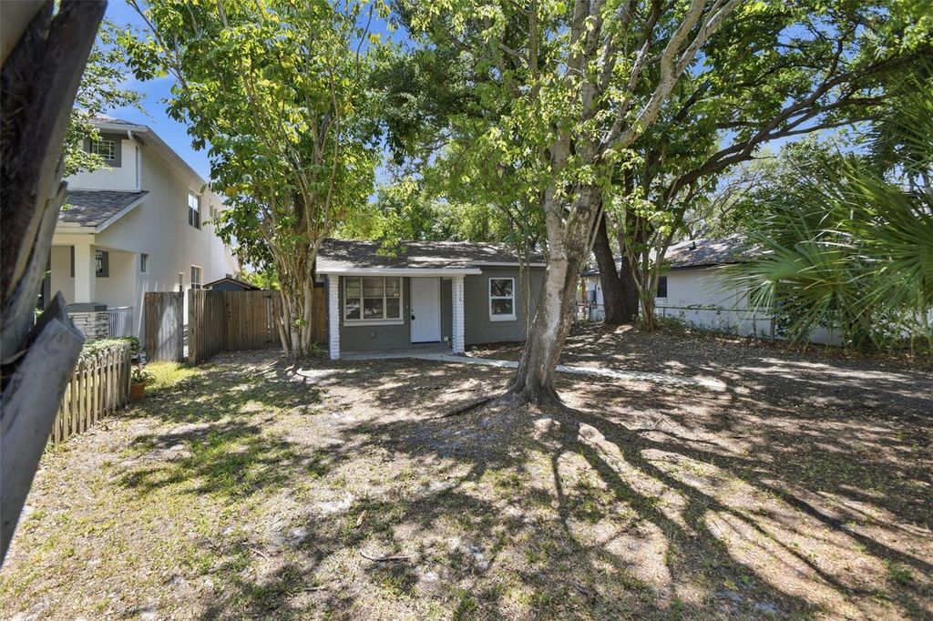 Photo of 6014 S 6th Street, Tampa, FL 33611 (MLS # O6409212)