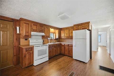 Tiny photo for 4950 SE 112th Street Road, Belleview, FL 34420 (MLS # OM727569)