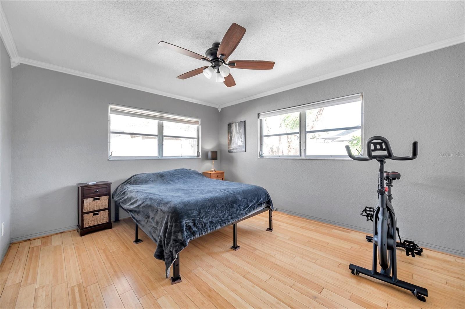 SHERYL MANOR - Residential