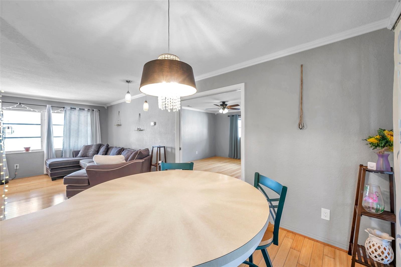 SHERYL MANOR - Residential