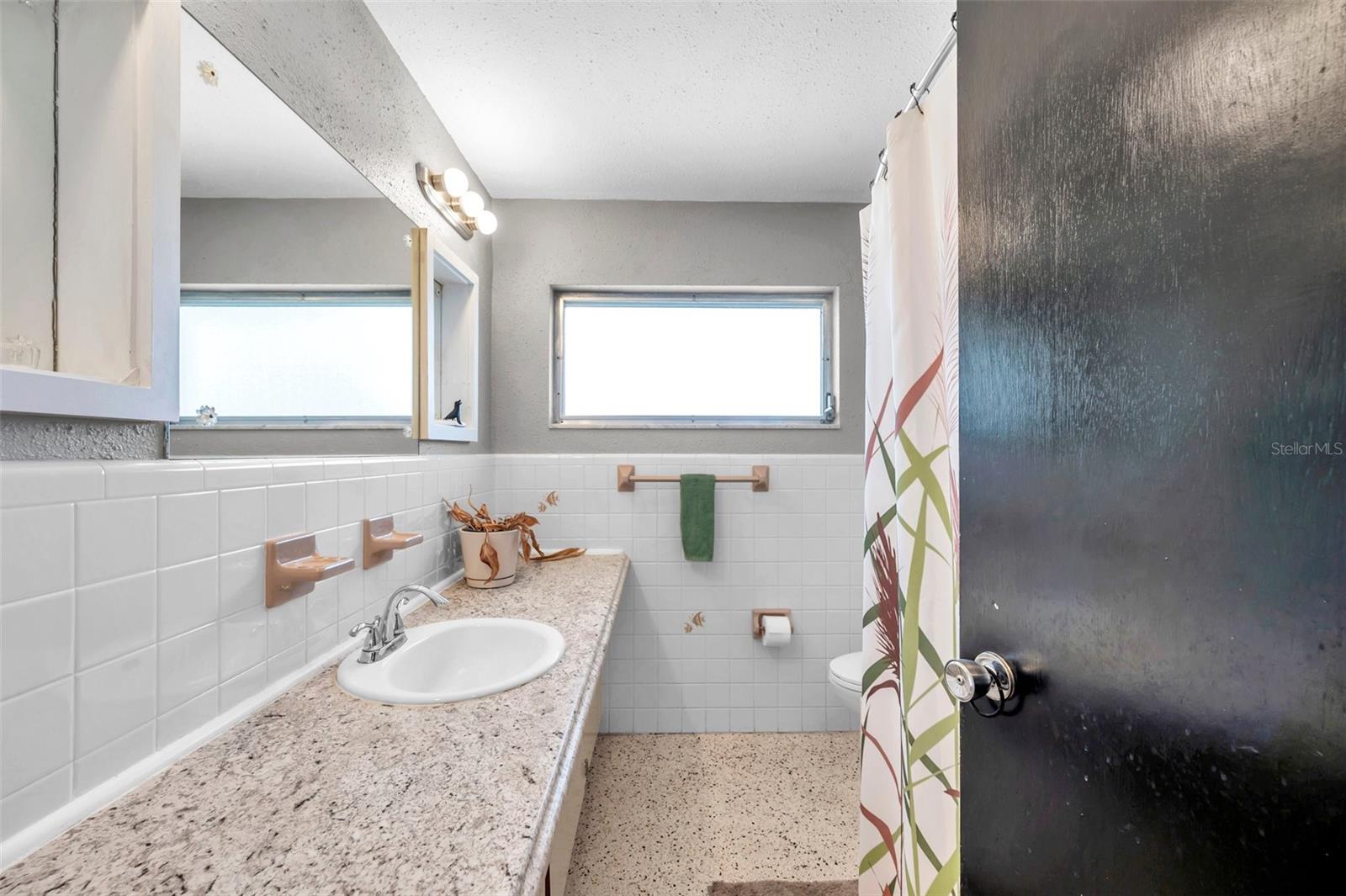 SHERYL MANOR - Residential