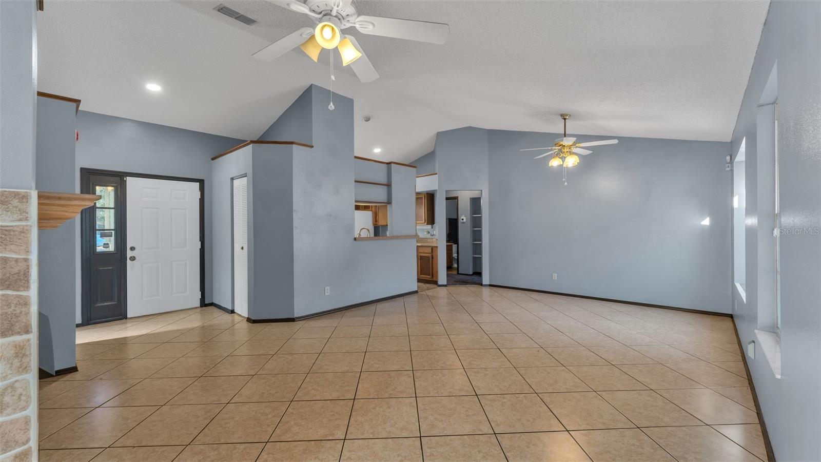 SOUTH POINTE PH 01 - Residential