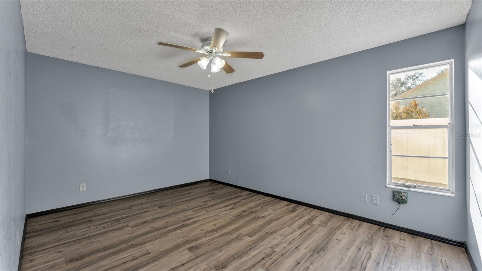 SOUTH POINTE PH 01 - Residential