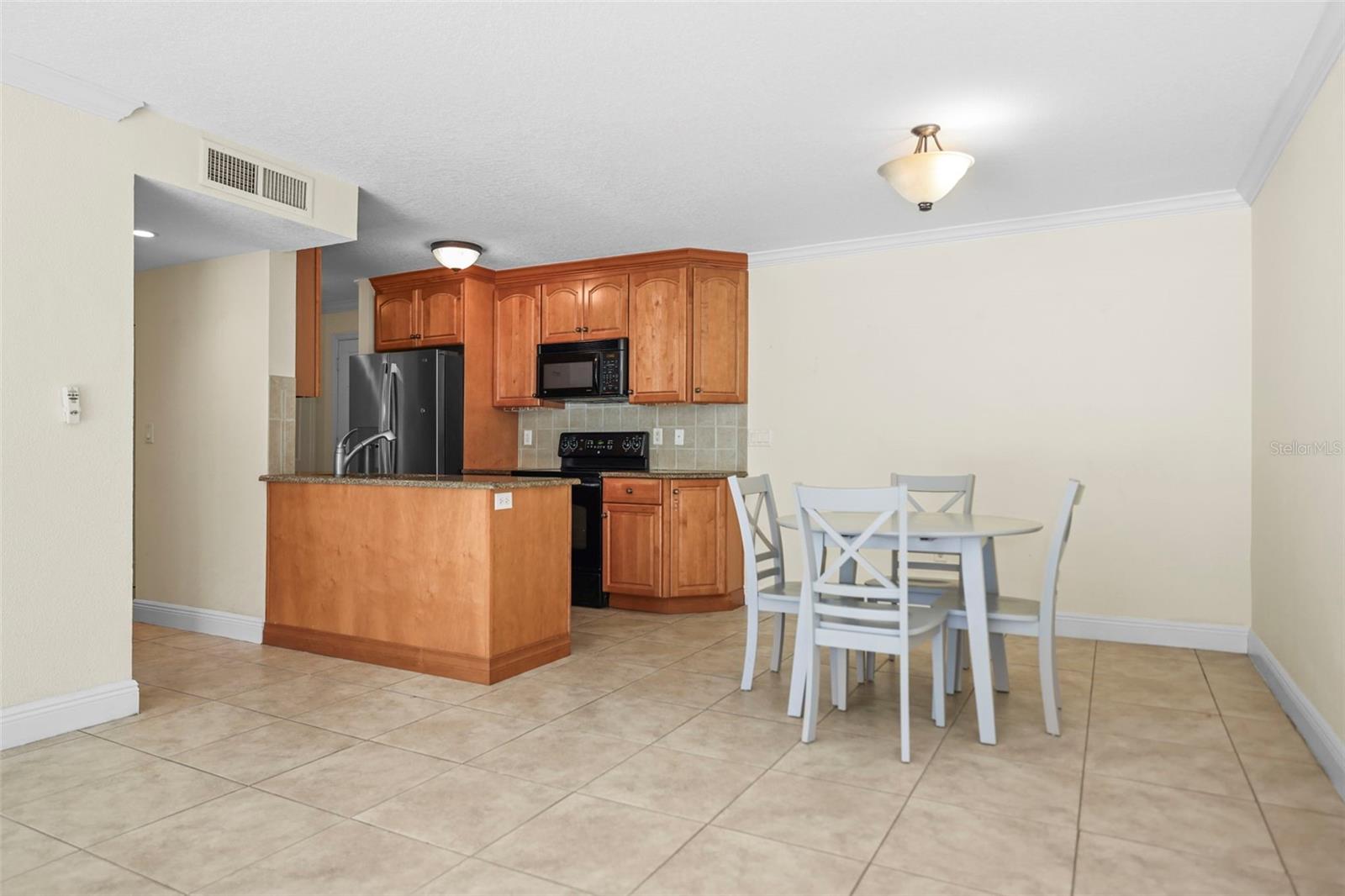 NINE FIFTY BROADWAY - Residential