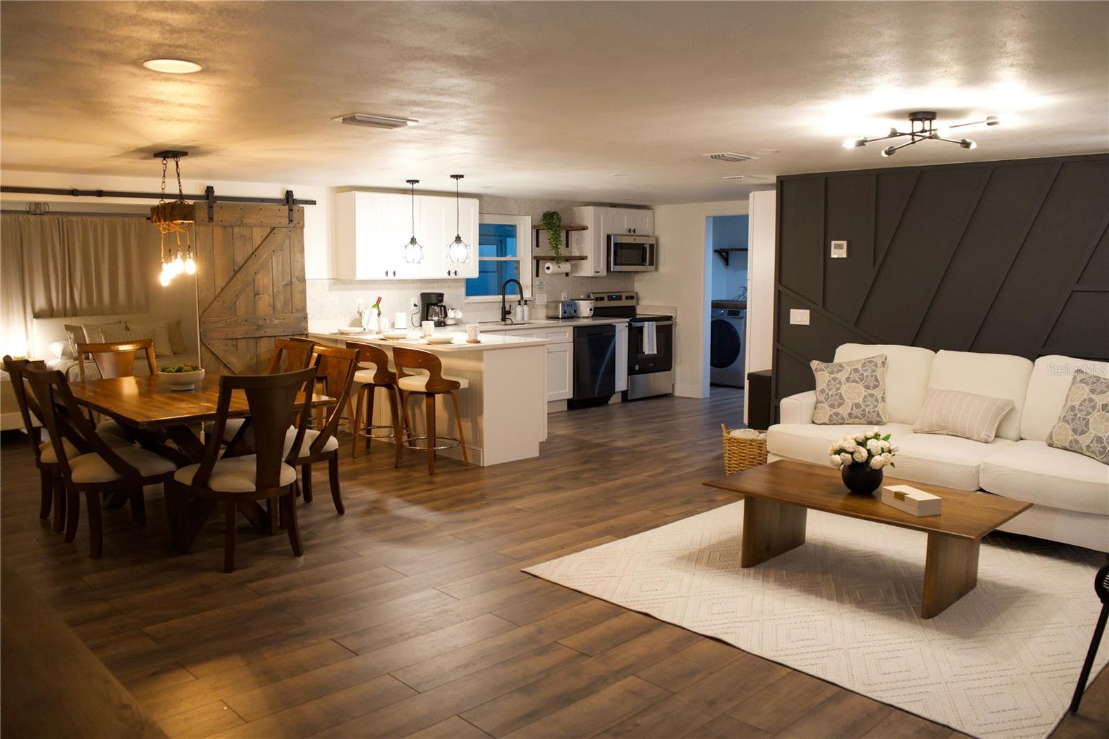 PALM TERRACE GARDENS - Residential