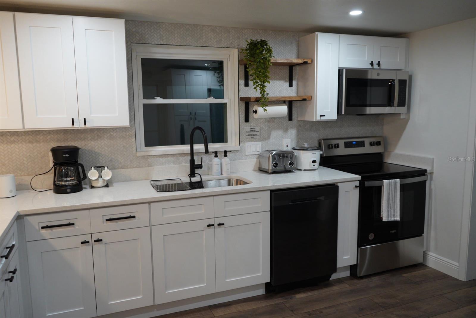 PALM TERRACE GARDENS - Residential