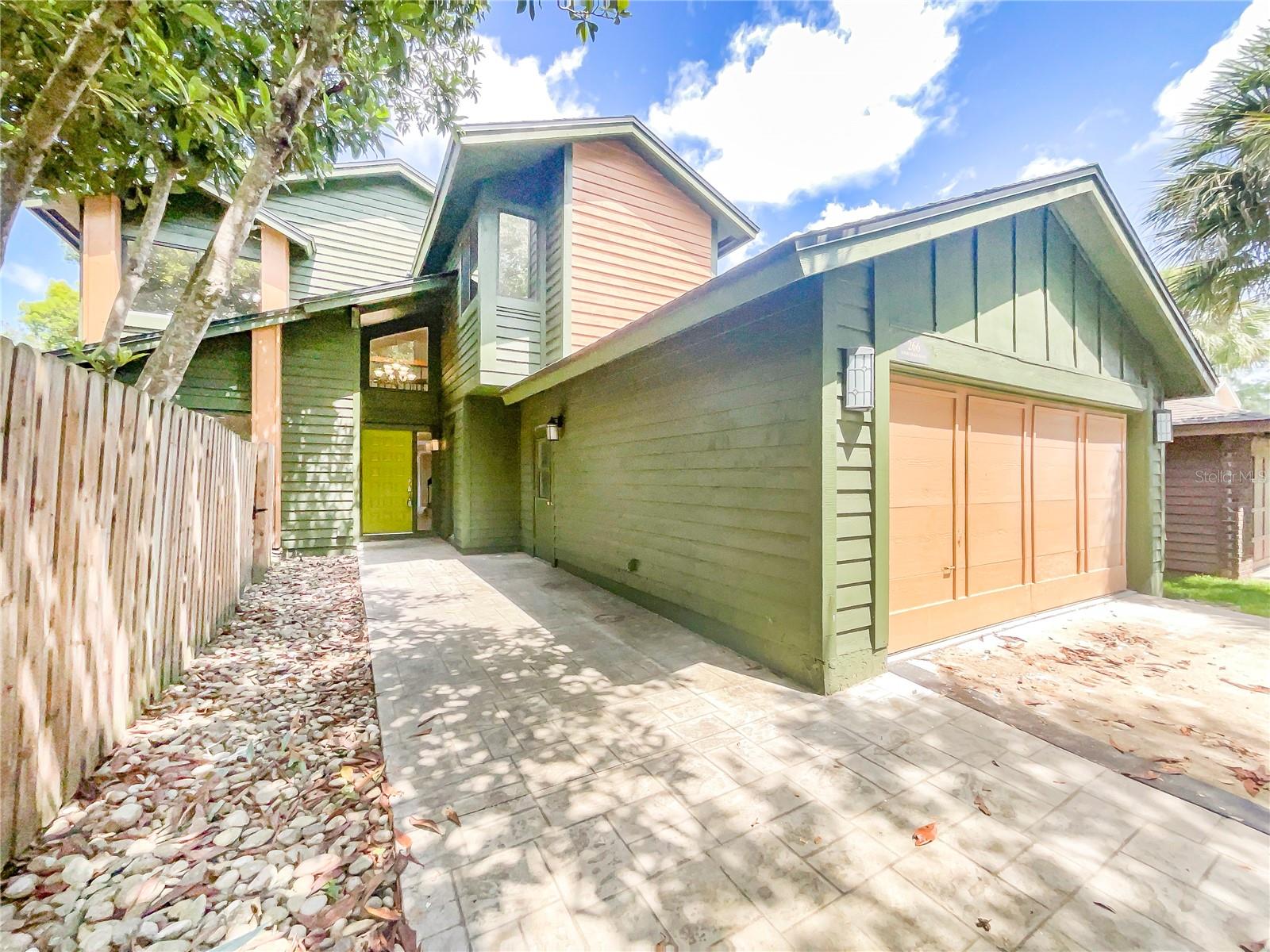 HUNTERS GLEN - Residential