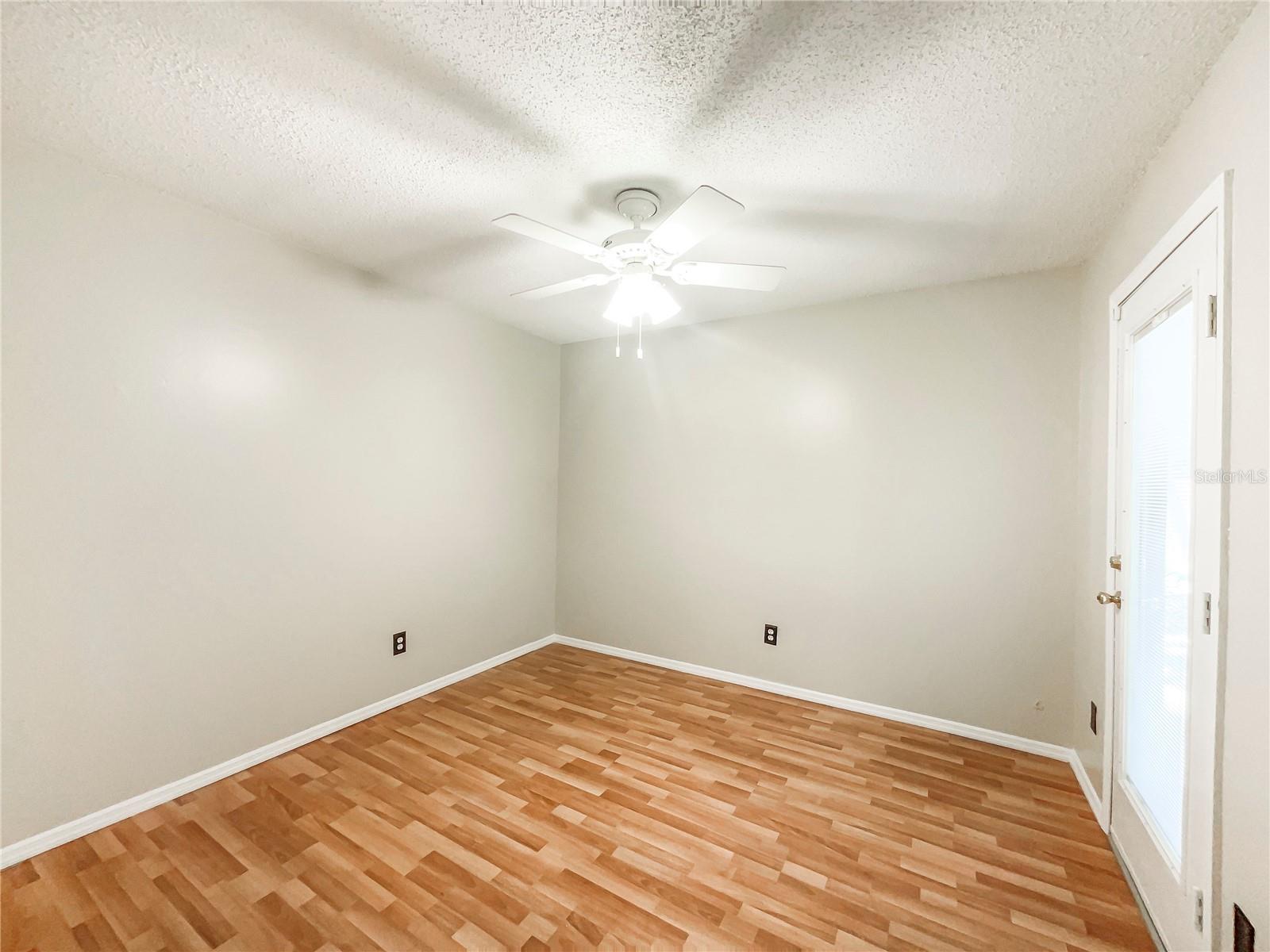 HUNTERS GLEN - Residential