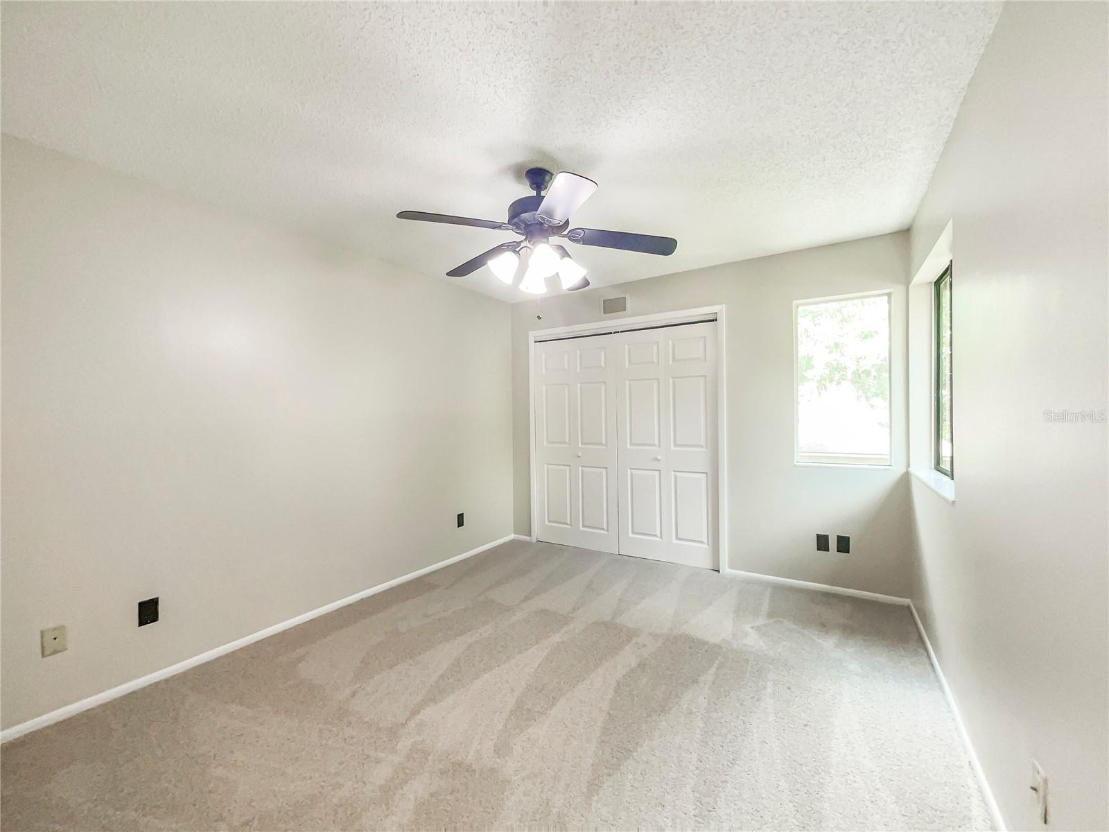 HUNTERS GLEN - Residential