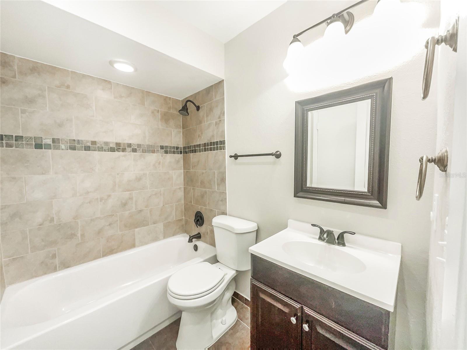 HUNTERS GLEN - Residential