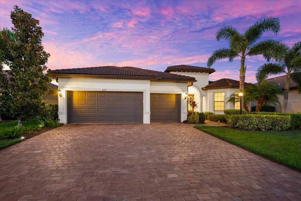 Photo of 16741 Ellsworth Avenue, Bradenton, FL 34202 (MLS # A4640199)