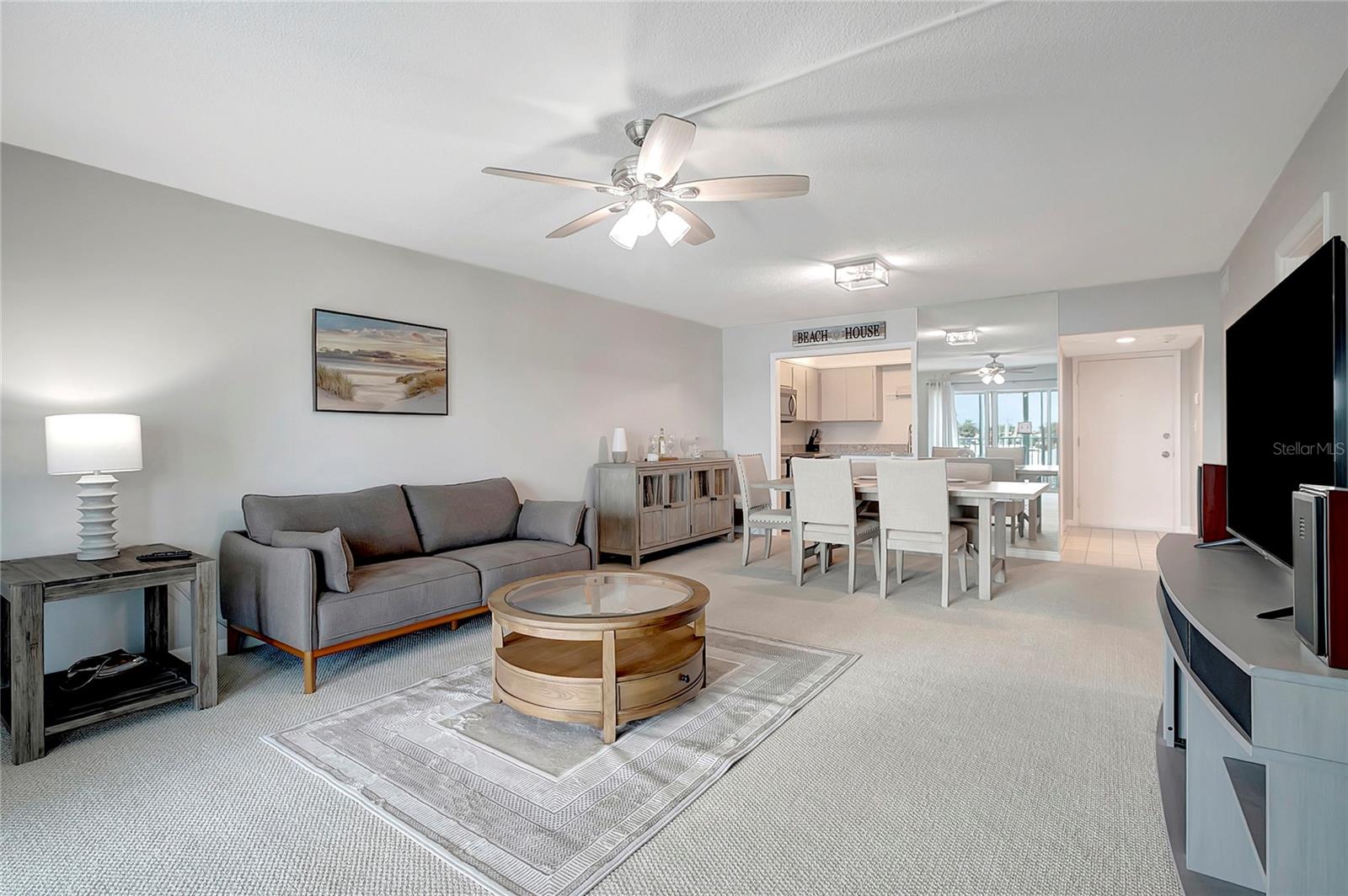 THREE PALMS POINTE CONDO - Residential