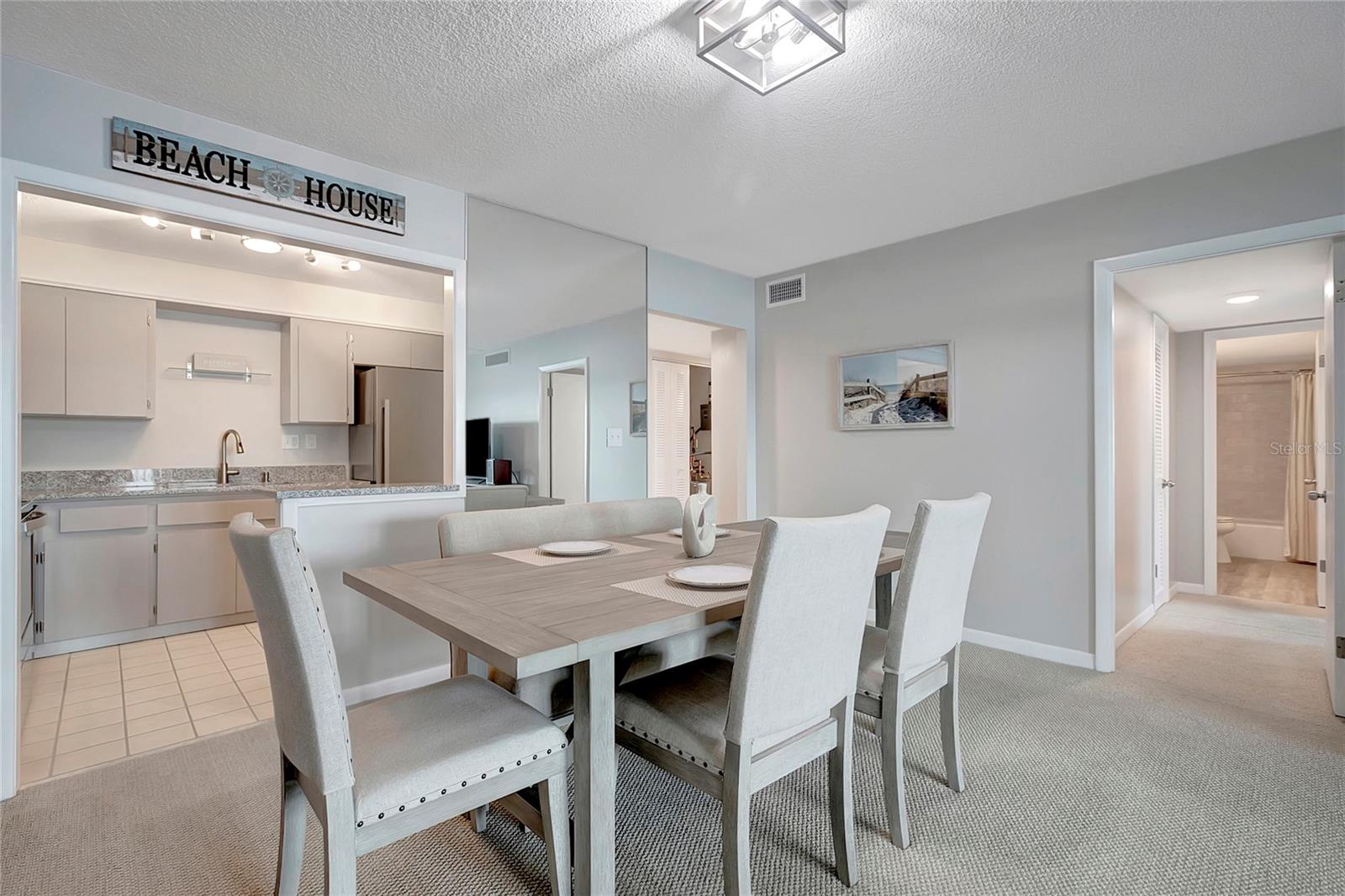 THREE PALMS POINTE CONDO - Residential