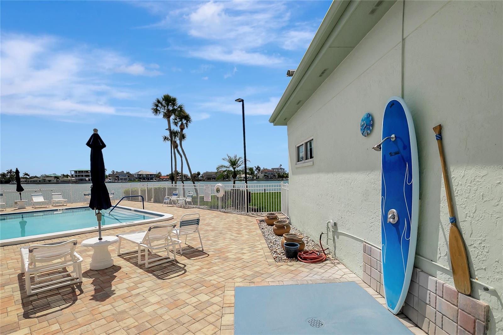 THREE PALMS POINTE CONDO - Residential