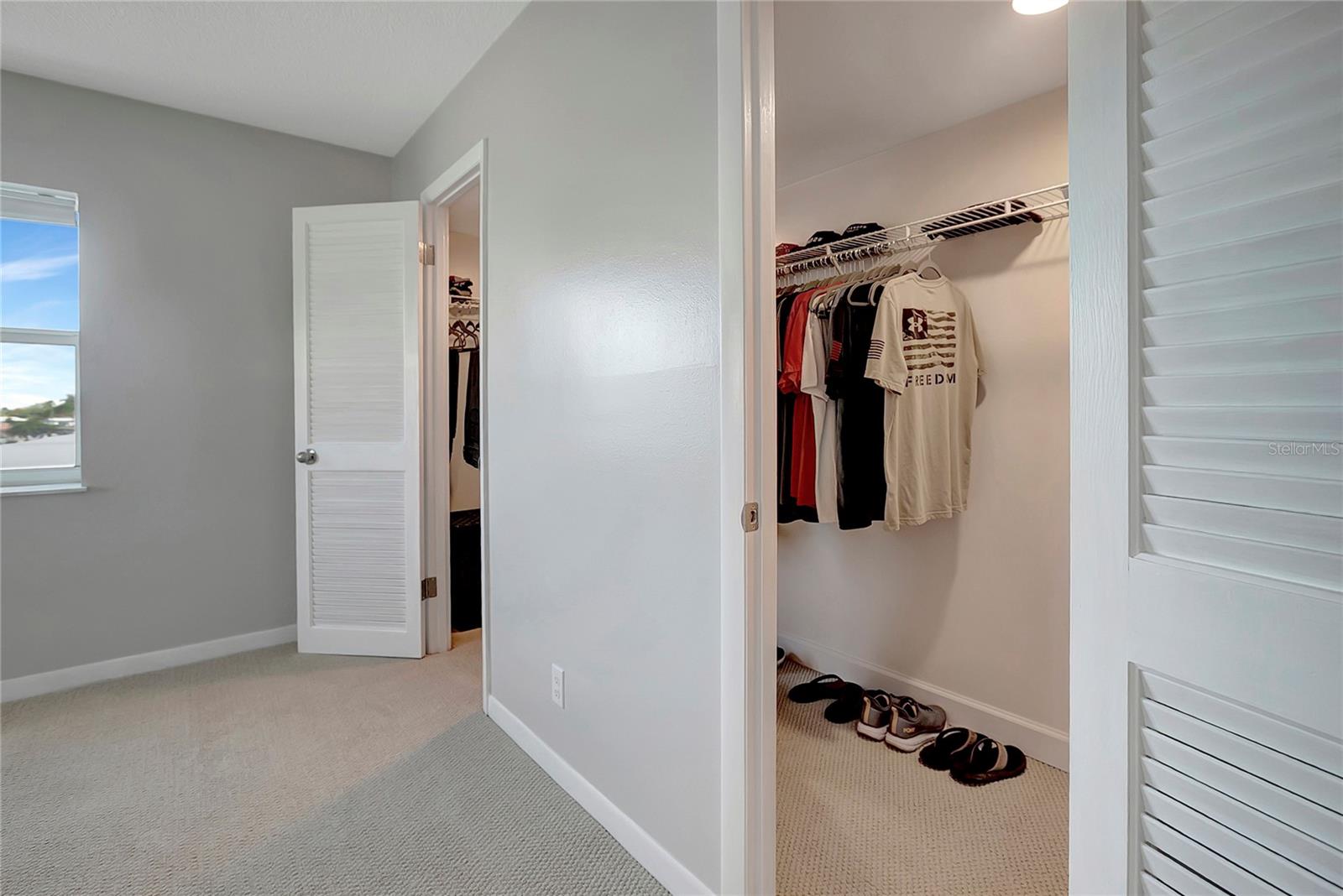 THREE PALMS POINTE CONDO - Residential