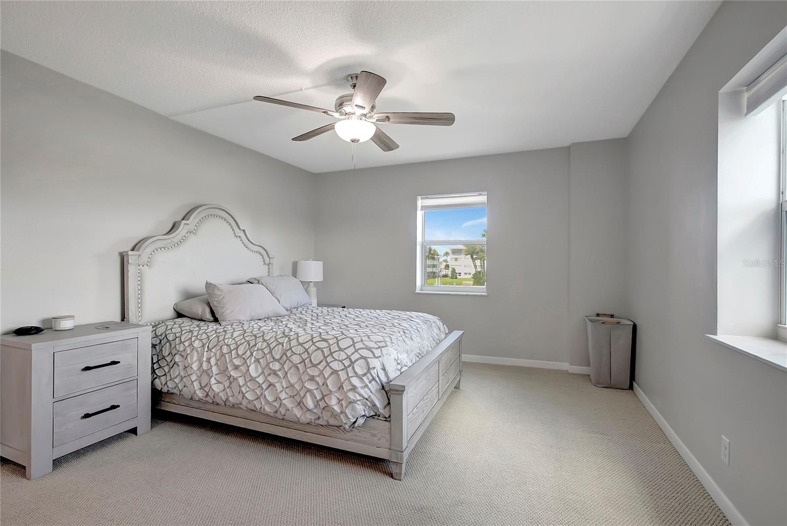 THREE PALMS POINTE CONDO - Residential