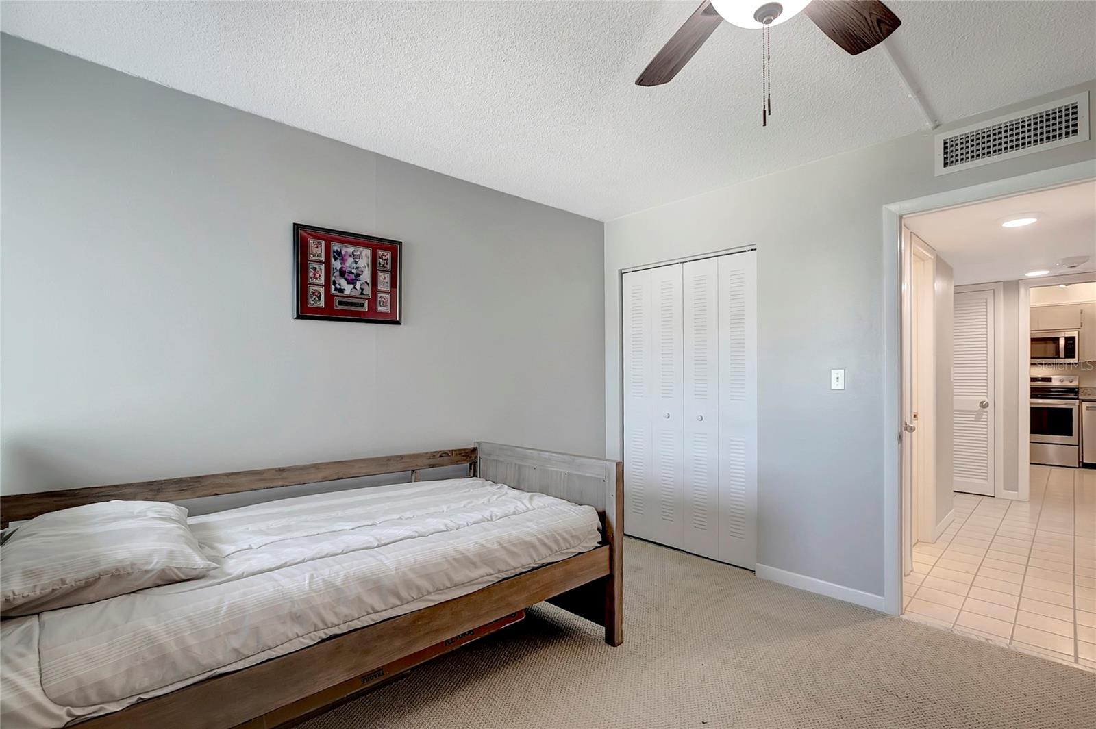 THREE PALMS POINTE CONDO - Residential