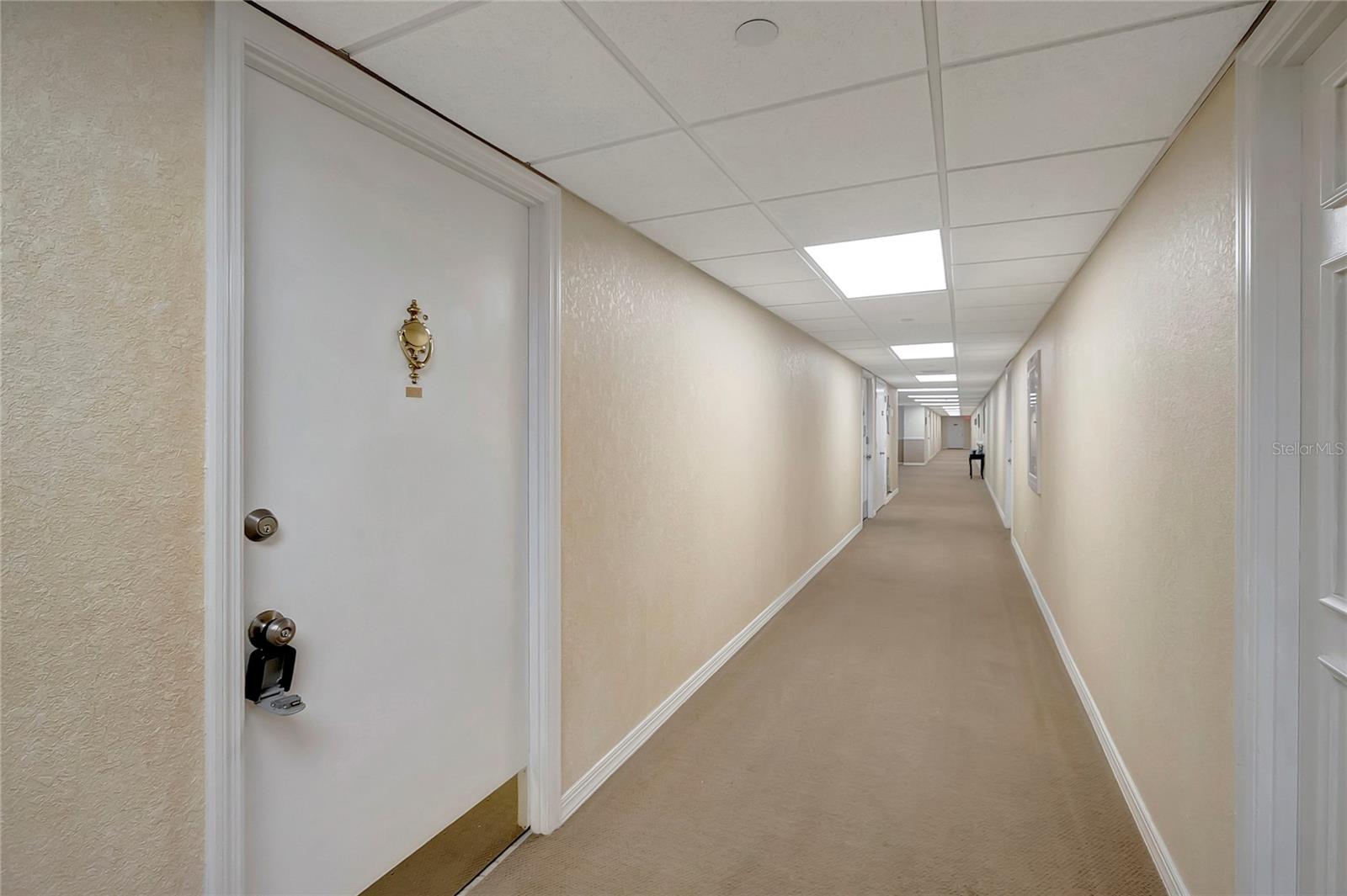 THREE PALMS POINTE CONDO - Residential