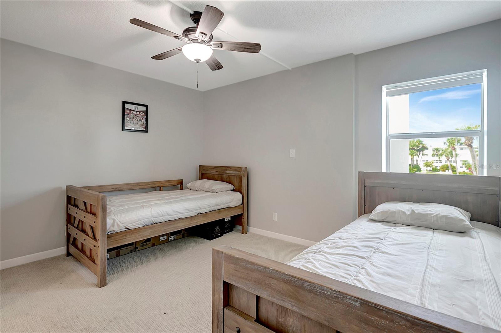 THREE PALMS POINTE CONDO - Residential