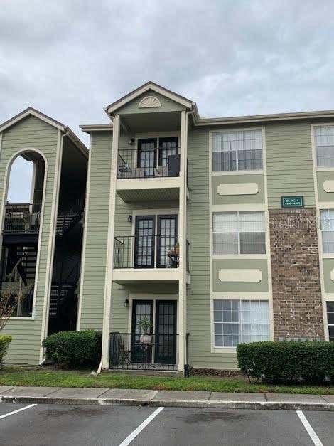 Photo of 2550 N Alafaya Trail #4305, Orlando, FL 32826 (MLS # O6430586)