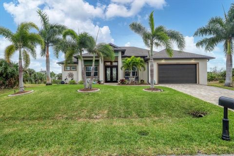 A home in PORT CHARLOTTE