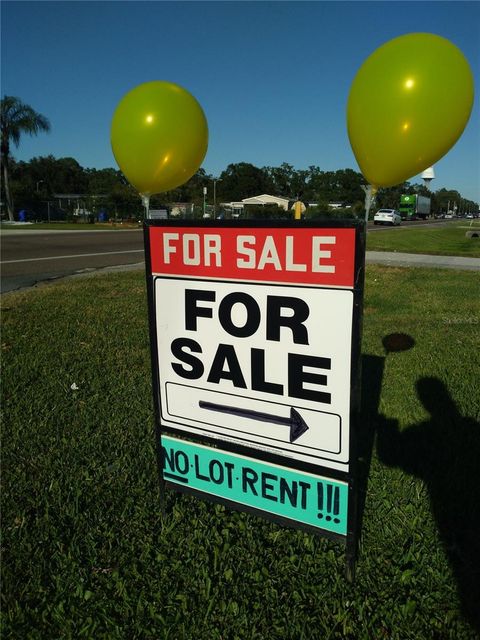 A home in LAKELAND