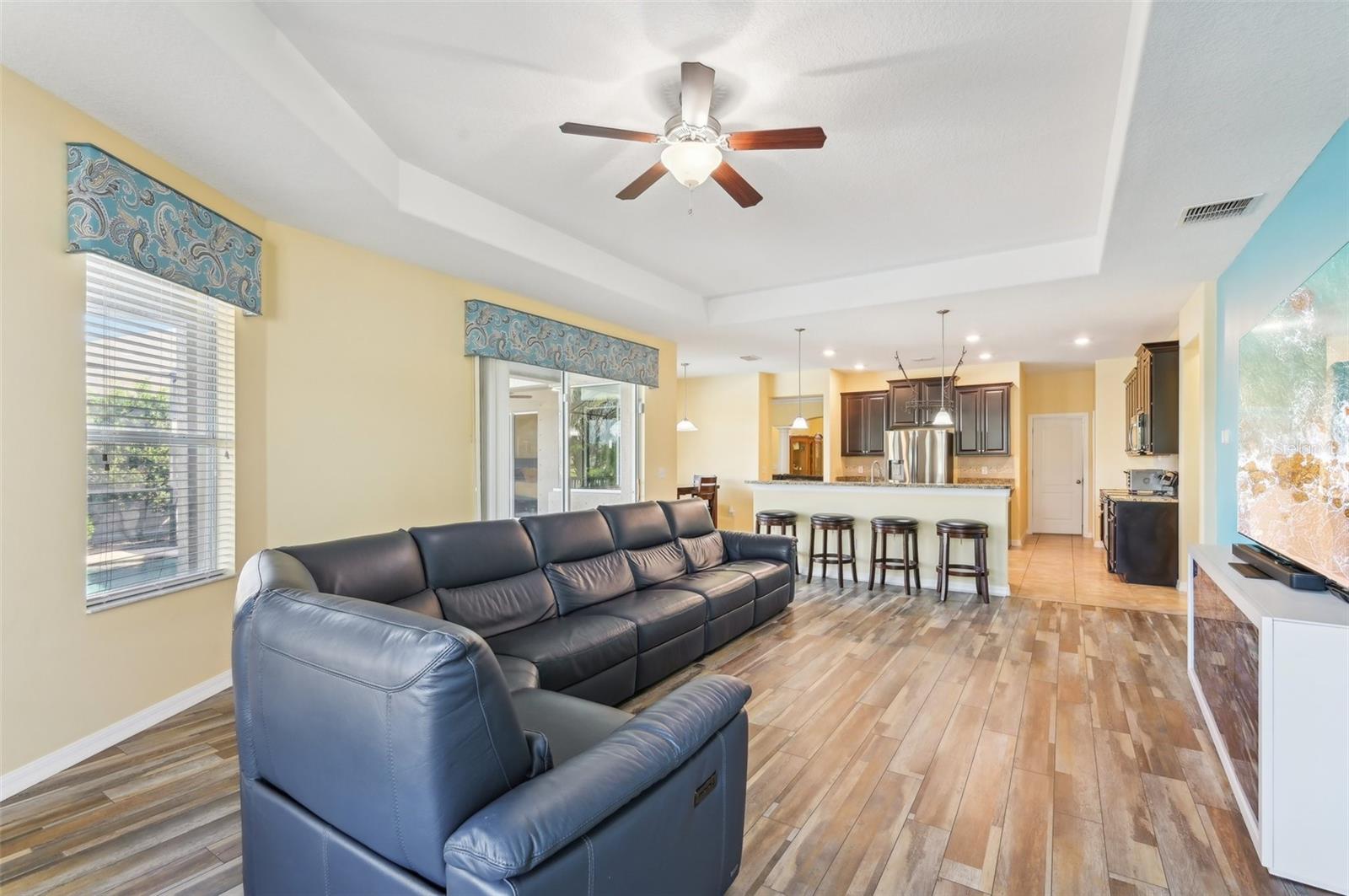 2417 CUMBERLAND CLIFF DRIVE