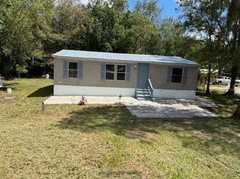 Photo of 6240 Woodsman Drive, Zephyrhills, FL 33544 (MLS # W7876576)