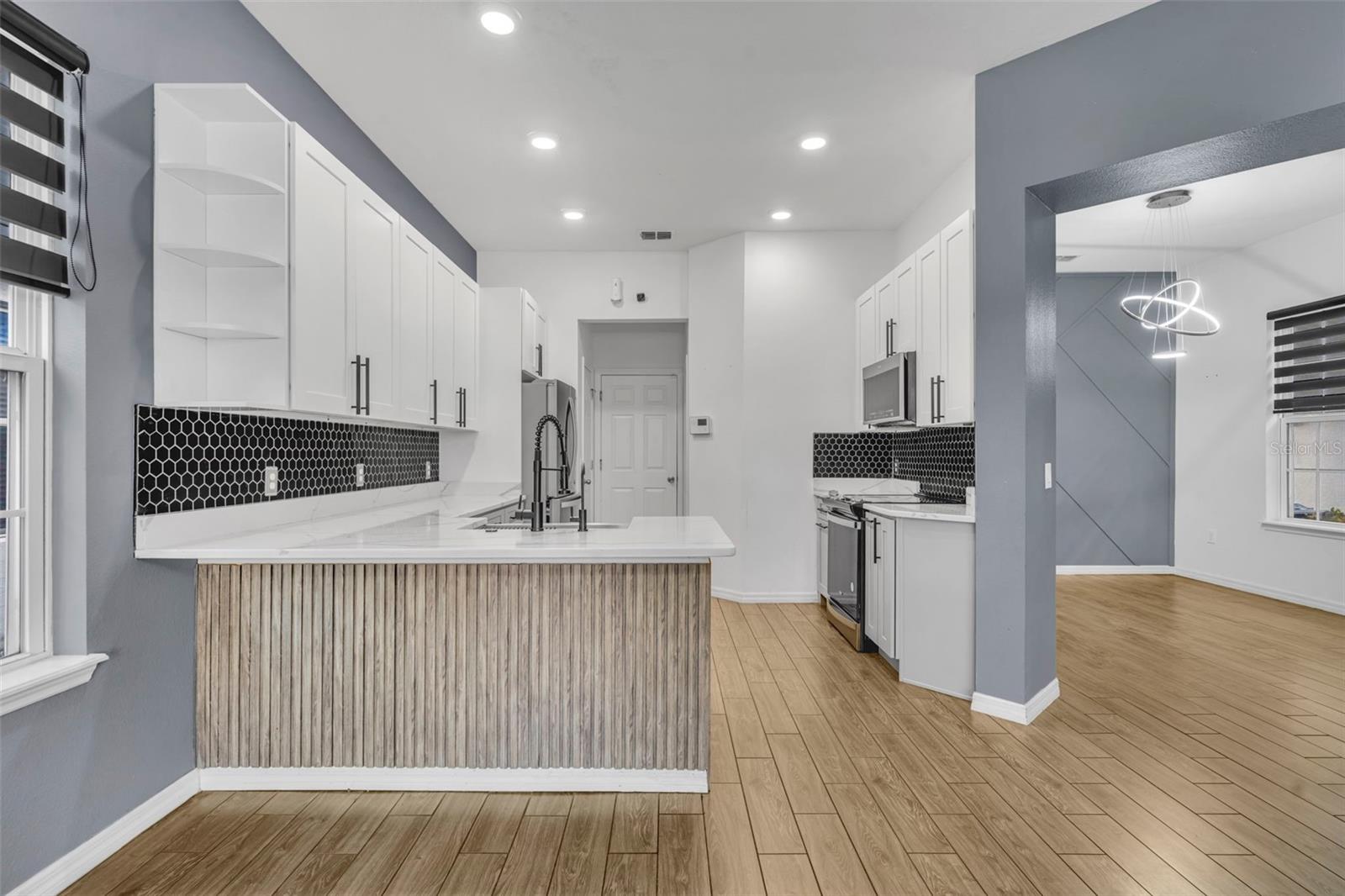 ARBORS/MDW WOODS - Residential