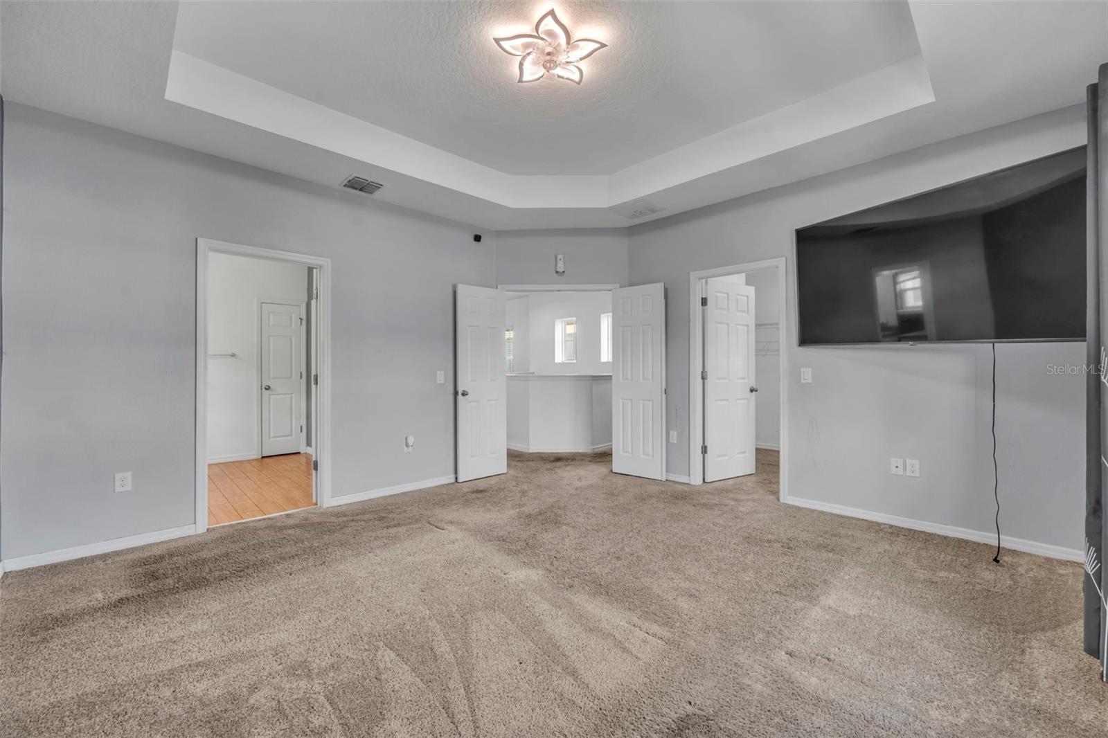 ARBORS/MDW WOODS - Residential