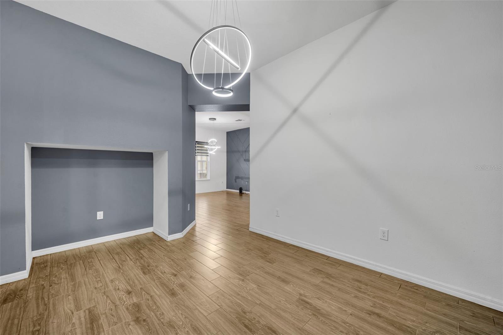 ARBORS/MDW WOODS - Residential