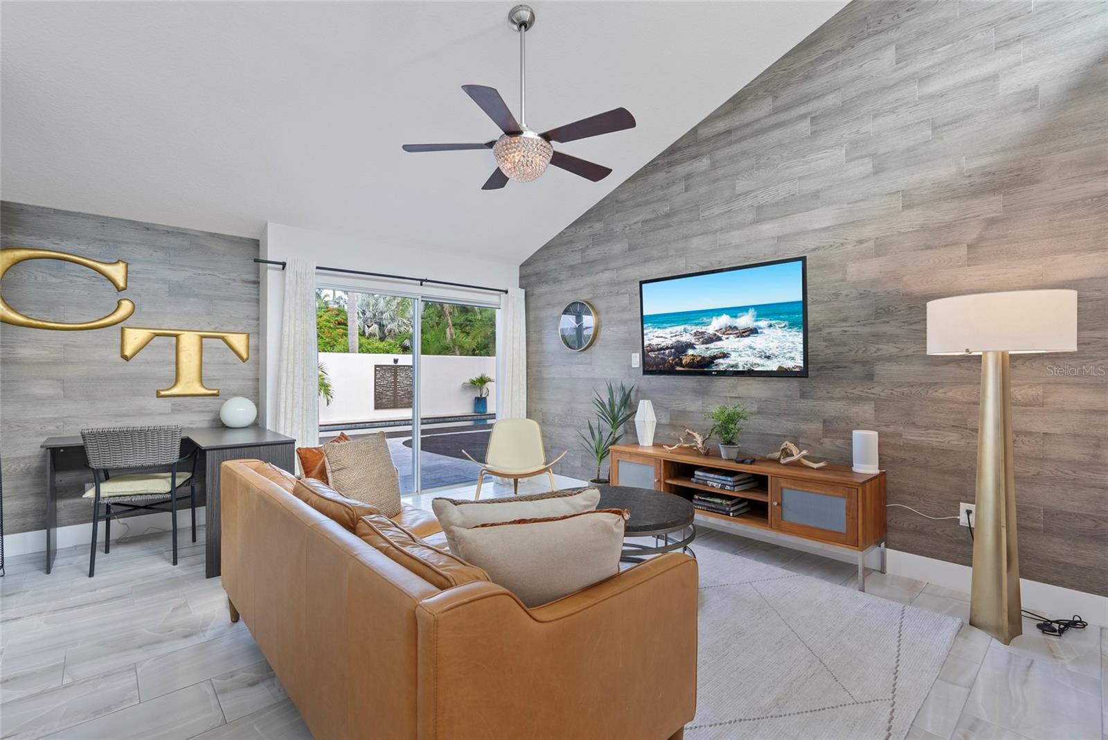 LIDO C - Residential Lease