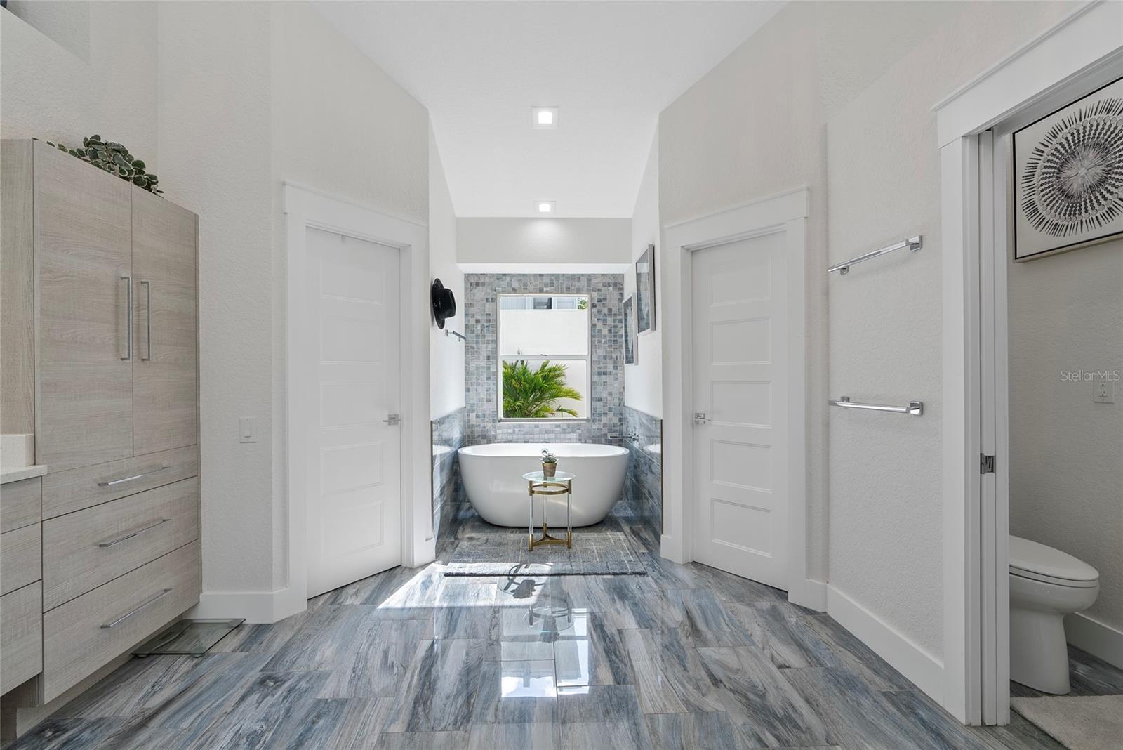 LIDO C - Residential Lease
